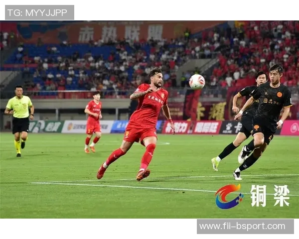 中国2009年龄段国少队在铜梁龙训练基地进行赛前最后一练，士气高昂迎接挑战