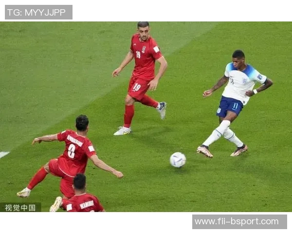 伊朗队历史性狂胜日本队：86比48的精彩瞬间与13张高清图片全景回顾