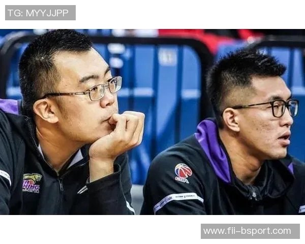 战新疆郭少继续坐板凳，但这样的后场配方才更好