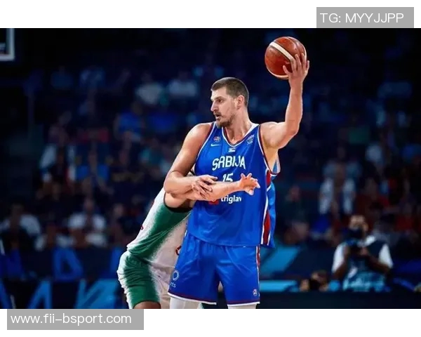 申京读秒出手欲巧妙制造约基奇犯规,美媒炸裂评价“疯狂假摔”事件背后玄机 申京读秒出手欲巧妙制造约基奇犯规,美媒炸裂评价“疯狂假摔”事件背后玄机