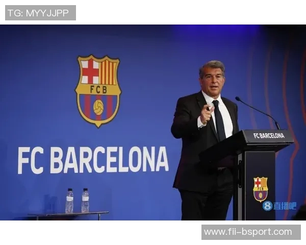 世体:巴萨主席拉波尔塔接受纳赛尔邀请,将参加ECA晚宴 世体:巴萨主席拉波尔塔接受纳赛尔邀请,将参加ECA晚宴