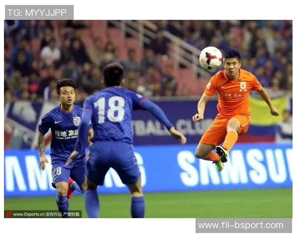 半场战报:比利亚雷亚尔1-1马略卡,赫拉德-莫雷诺建功,萨穆-科斯塔破门